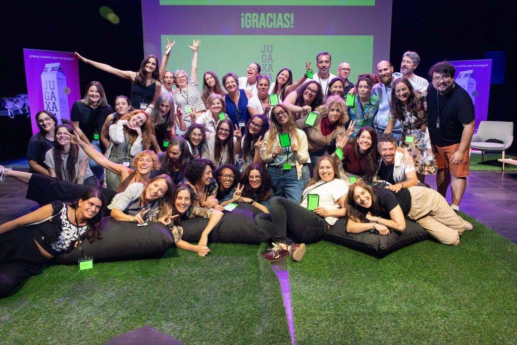 Foto de grupo de cierre de Jugaxata